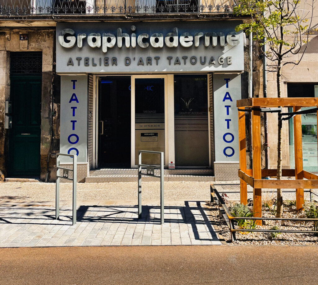 Facade of Graphicaderme tattoo studio at 29 rue Thiers in Avignon