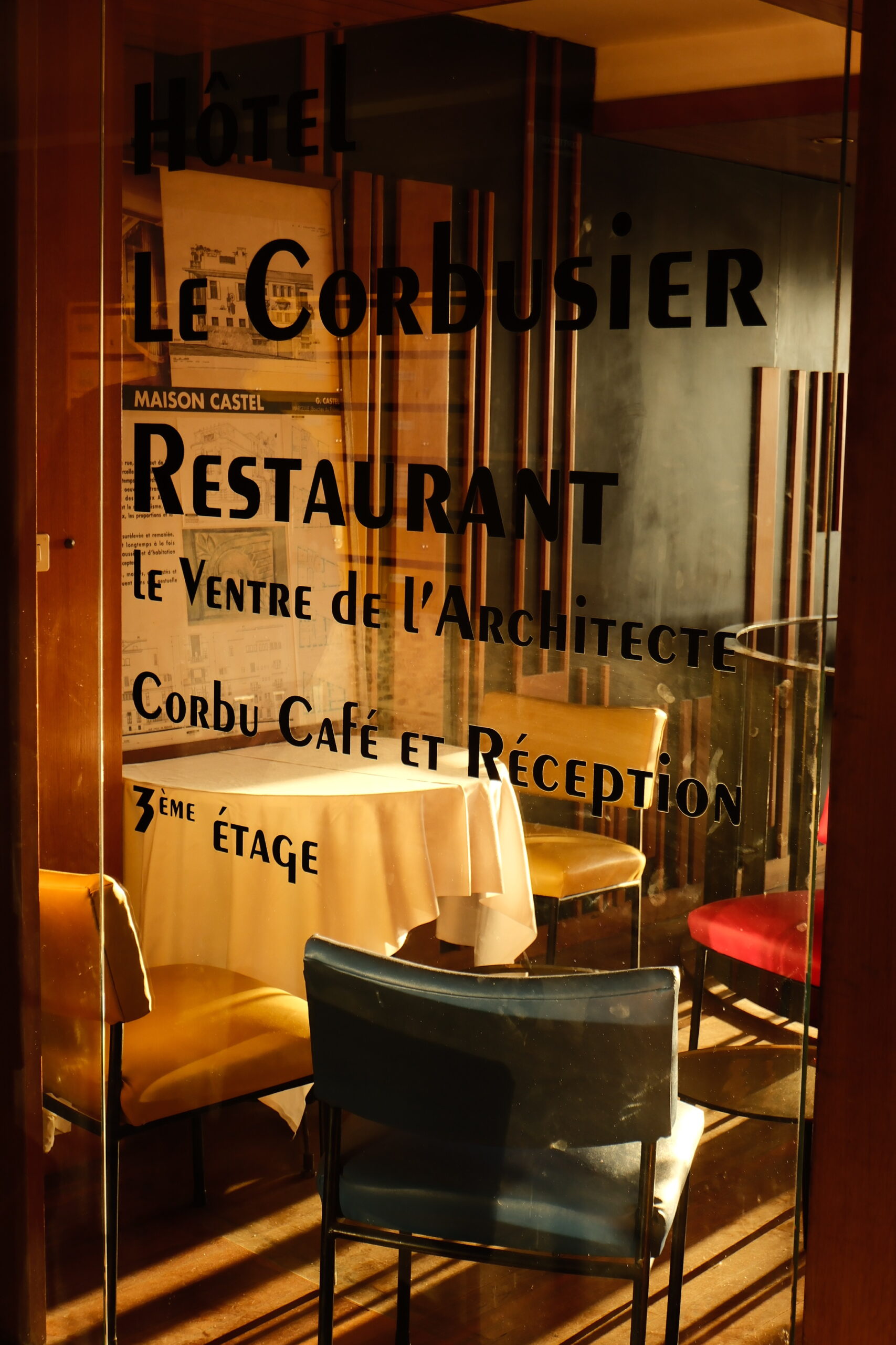 Photographie personnelle prise à l’Hôtel Le Corbusier dans la Cité Radieuse