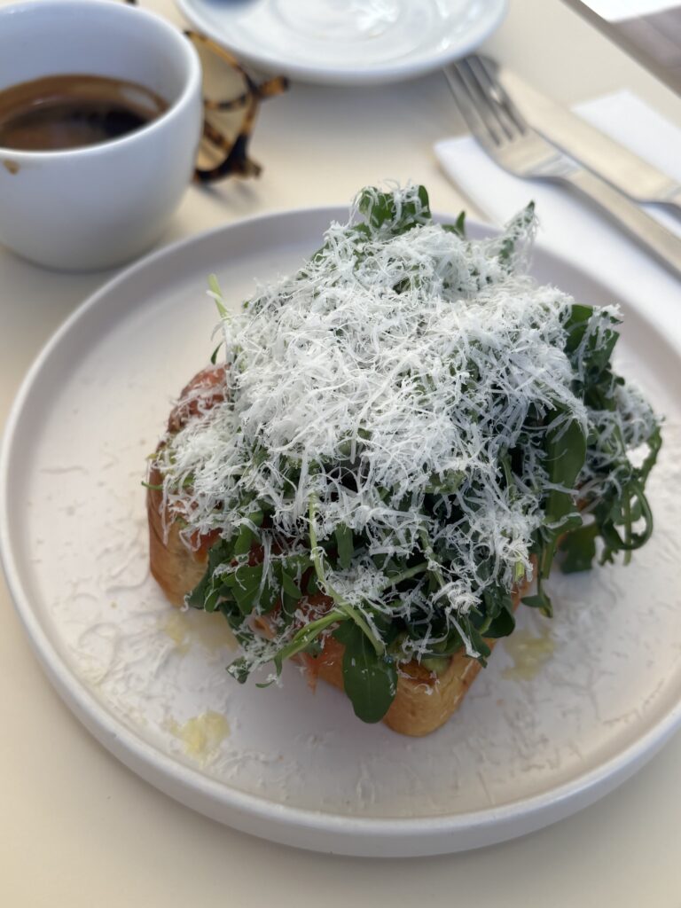 Salmon brioche with rocket and grated cheese served at Café Honoré in Saint-Rémy-de-Provence